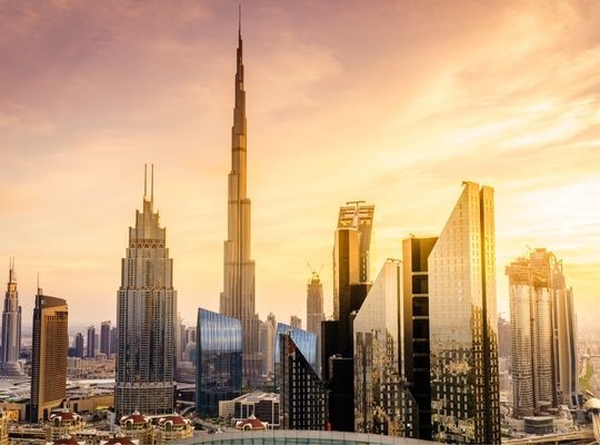 ABU DHABI – SHEIKH ZAYED CAMİ – BURJ KHALIFE THE PALM – MİRACLE GARDEN – ÇÖL SAFARİSİ – TEKNE TURU
